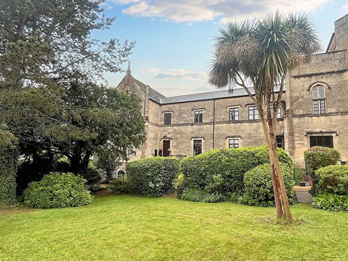 1 Bedroom Flat For Sale In St. Johns Court, Axbridge, Somerset., BS26