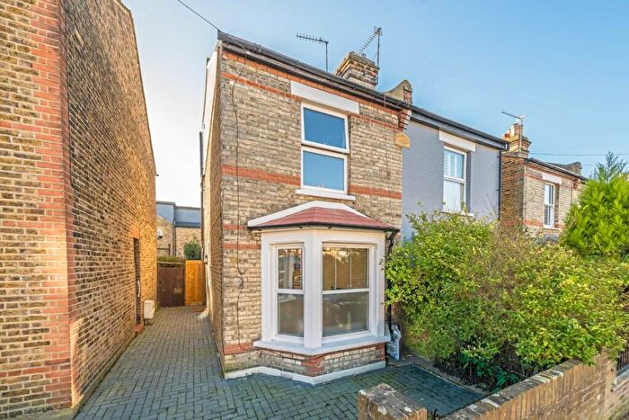 4 Bedroom House To Rent In Elm Road, Kingston Upon Thams, KT2