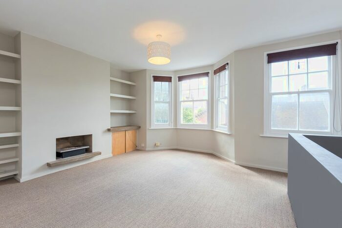 2 Bedroom Flat To Rent In Aquinas Street, London Waterloo Westminster Blackfriars, SE1
