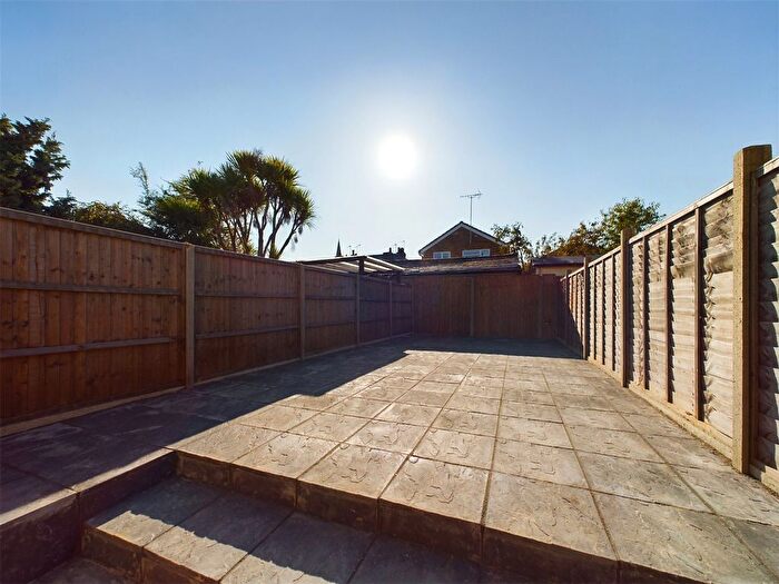 2 Bedroom Terraced House To Rent In Cordwallis Road, Maidenhead, Berkshire, SL6
