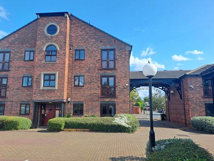 1 Bedroom Flat For Sale In Second Floor Apartment, Kingston Wharf, Kingston Street, Hull, HU1