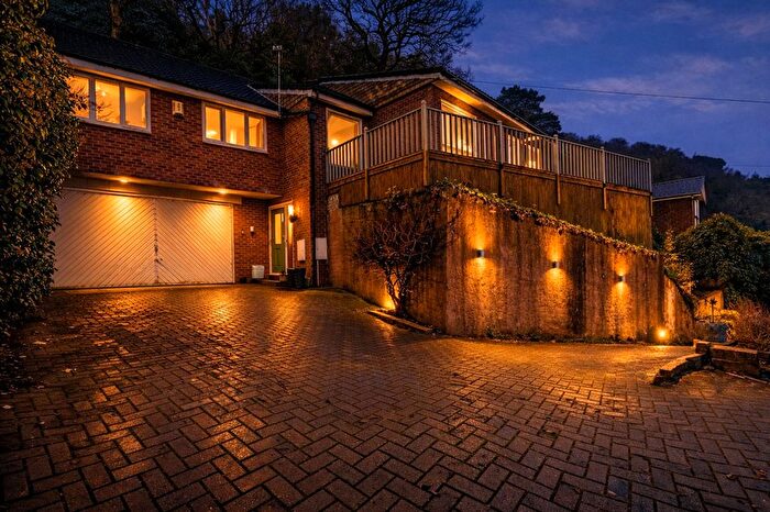 4 Bedroom Property For Sale In Old Chester Road, Helsby, WA6