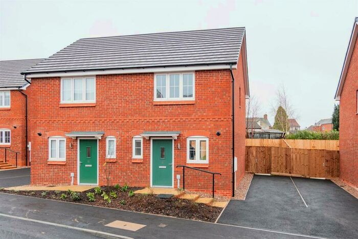 3 Bedroom House To Rent In Portland Fields, Sutton In Ashfield, NG17