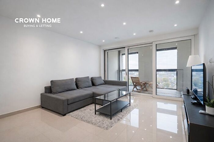 2 Bedroom Flat For Sale In Conquest Tower, Blackfriars Road, SE1