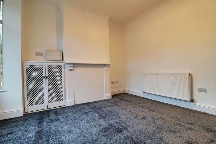 2 Bedroom End Of Terrace House To Rent In Blakenall Lane, Leamore, Walsall, WS3