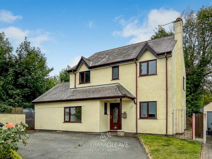 4 Bedroom Semi-Detached House To Rent In Drovers Lane, Caerwys, CH7