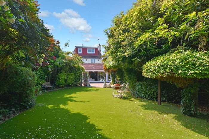 4 Bedroom Detached House For Sale In Thorpedene Gardens, Shoeburyness, Essex, SS3