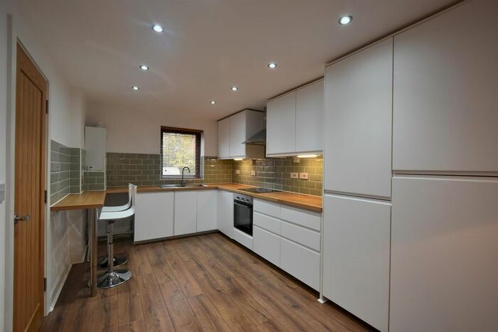 3 Bedroom End Of Terrace House To Rent In Westfield Road, Kings Heath, Birmingham, B14