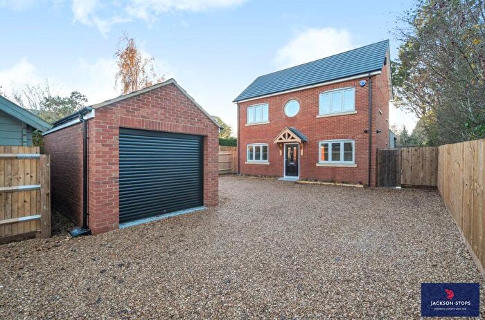 4 Bedroom Detached House For Sale In Newport Road, Wavendon, Milton Keynes, Buckinghamshire, MK17