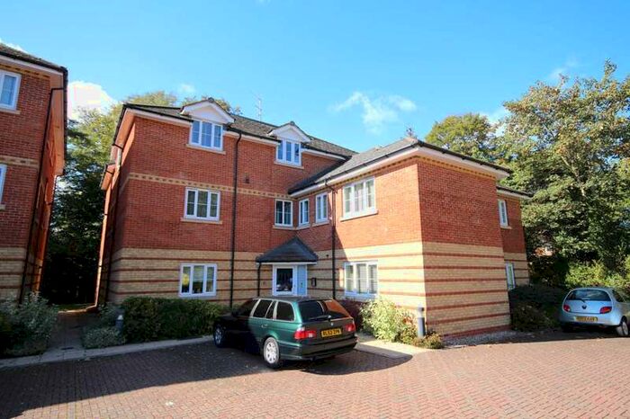 2 Bedroom Apartment To Rent In Netherby Gardens, Bracknell, RG12
