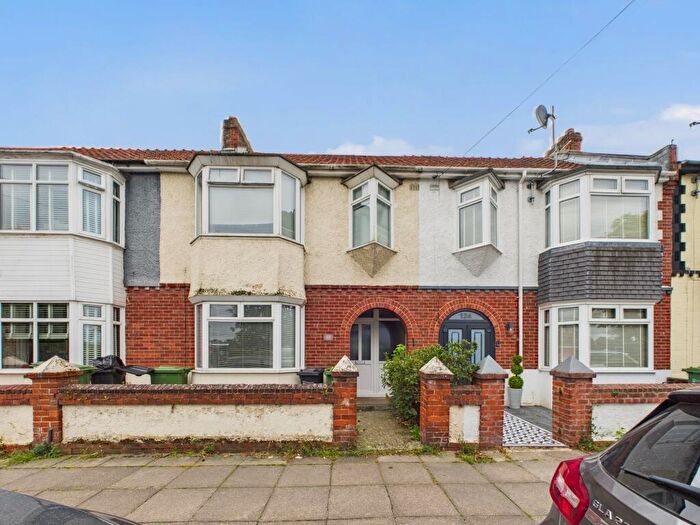 3 Bedroom Terraced House For Sale In Mayfield Road, Portsmouth, PO2