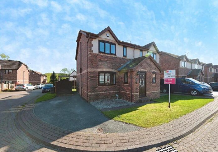 3 Bedroom Semi Detached House For Sale In Brooklands, Maltby, Rotherham, S66