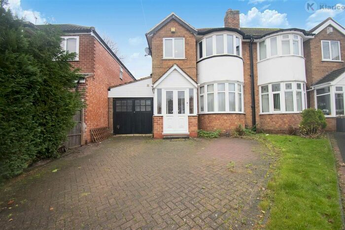 3 Bedroom Semi-Detached House To Rent In Bourne Close, Moseley, Birmingham B13