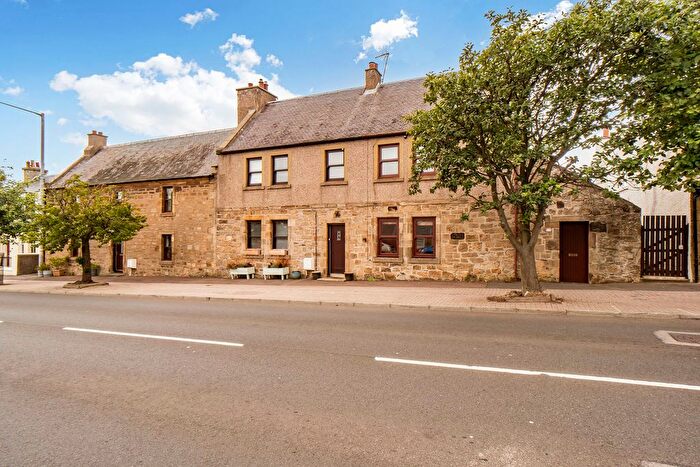 3 Bedroom End Of Terrace House For Sale In Main Street, Pathhead, EH37