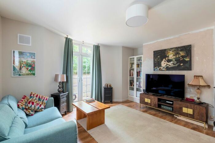 1 Bedroom Flat To Rent In Chatsworth Road, Croydon, CR0