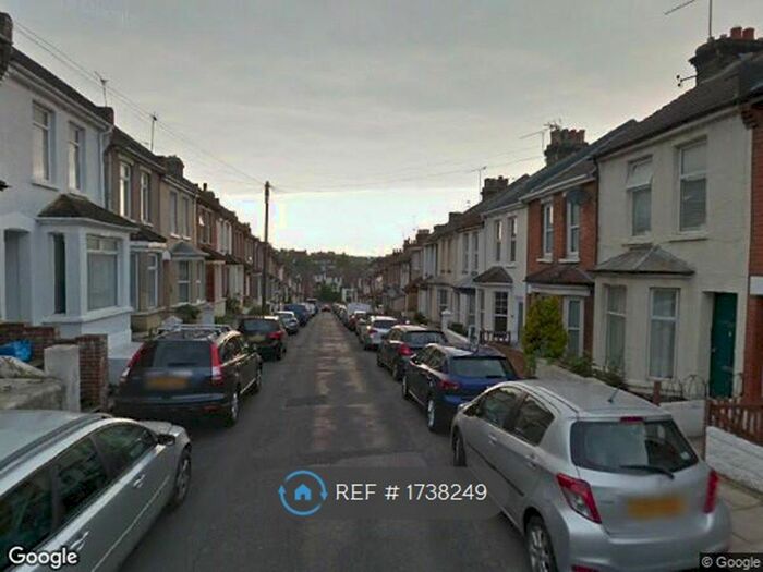 3 Bedroom Terraced House To Rent In Cecil Road, Rochester, ME1