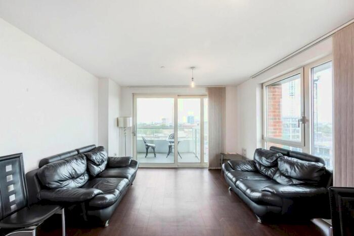 3 Bedroom Flat To Rent In Marner Point, Jefferson Plaza, Devas Street, Bow, London, E3