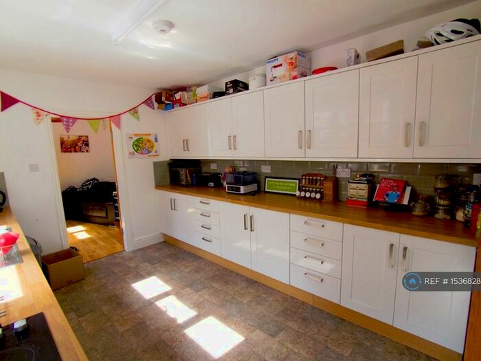 5 Bedroom Terraced House To Rent In St. Leonards Road, Leicester, LE2