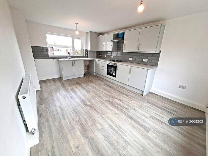 3 Bedroom Terraced House To Rent In Carlthorpe Grove, High Green, Sheffield, S35