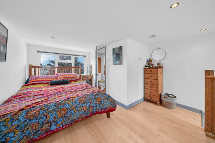 3 Bedroom Terraced House For Sale In Rye Road, Peckham, SE15