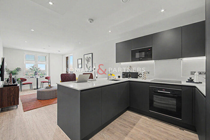 1 Bedroom Apartment To Rent In The Liberty, Dagenham Green, RM9