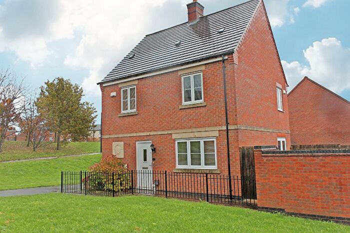 3 Bedroom Detached House For Sale In Lawnhurst Way, Birstall, Leicester, LE4