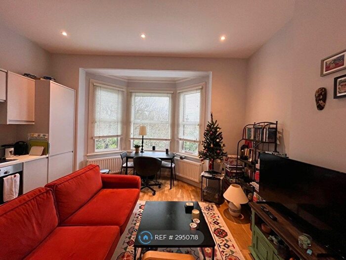 1 Bedroom Flat To Rent In Muswell Hill, London, N10