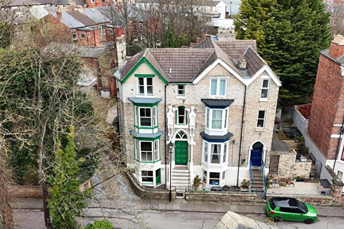 4 Bedroom Town House For Sale In Westbrook, Darlington, DL3