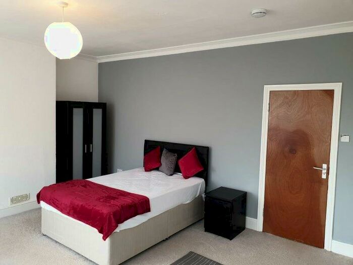 1 Bedroom House To Rent In Marston Road, Bristol, BS4