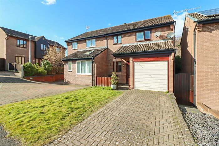 3 Bedroom Semi Detached House For Sale In Barley Lane, Ashgate, Chesterfield, S42