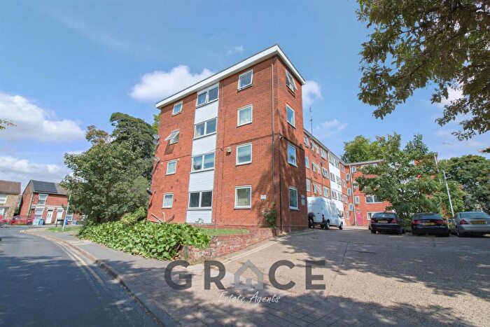 1 Bedroom Flat To Rent In Chevallier Street, Ipswich, IP1