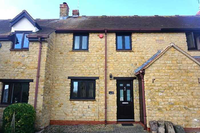 3 Bedroom Terraced House To Rent In Cross Lane, Weston Underwood, MK46