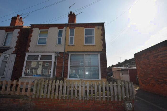 3 Bedroom End Of Terrace House To Rent In Melrose Road, Gainsborough, DN21