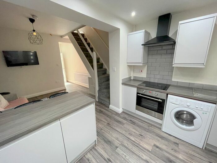3 Bedroom Terraced House To Rent In Grantham Street, Kensington, Liverpool, L6