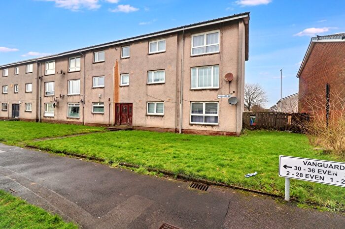 3 Bedroom Flat For Sale In Vanguard Way, Renfrew, PA4