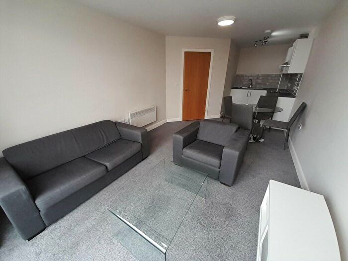 1 Bedroom Apartment To Rent In Skinner Lane, Leeds, West Yorkshire, LS7
