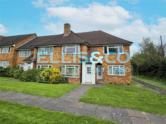 2 Bedroom Maisonette To Rent In Kerry Court, Stanmore, Hertfordshire, HA7