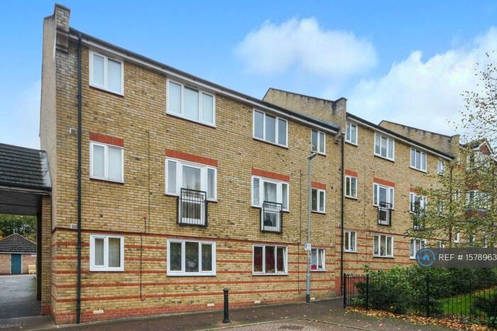 1 Bedroom Flat To Rent In Parkinson Drive, Chelmsford, CM1