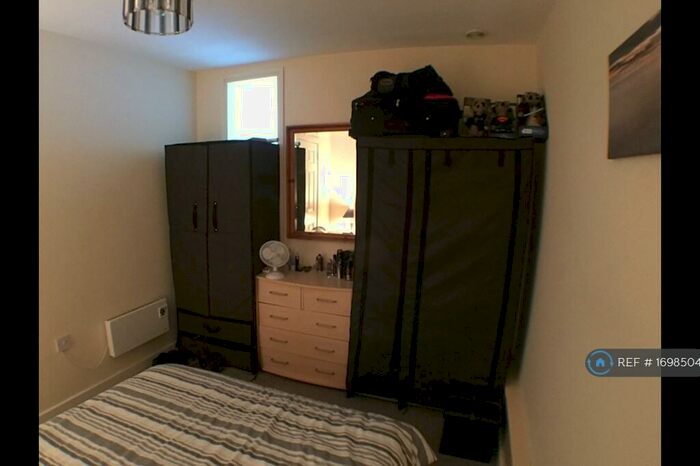 1 Bedroom Flat To Rent In Market Street, Ebbw Vale, NP23