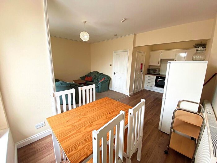 2 Bedroom Flat To Rent In Cottage Grove, Southsea, PO5