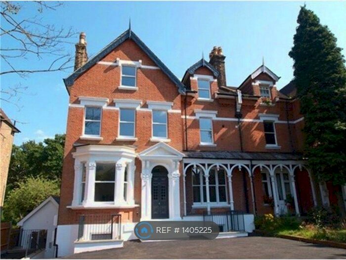 2 Bedroom Flat To Rent In Shortlands Road, Bromley, BR2