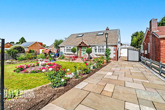 3 Bedroom Bungalow For Sale In Warren Lane, Chapeltown, S35