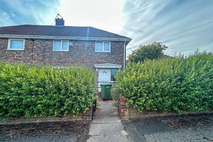 3 Bedroom Semi-Detached House For Sale In Palmerston Road, Pennywell, Sunderland, SR4