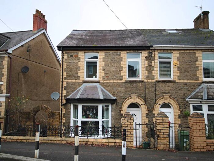 3 Bedroom Property For Sale In High Street, Pentwynmawr, Newport, NP11
