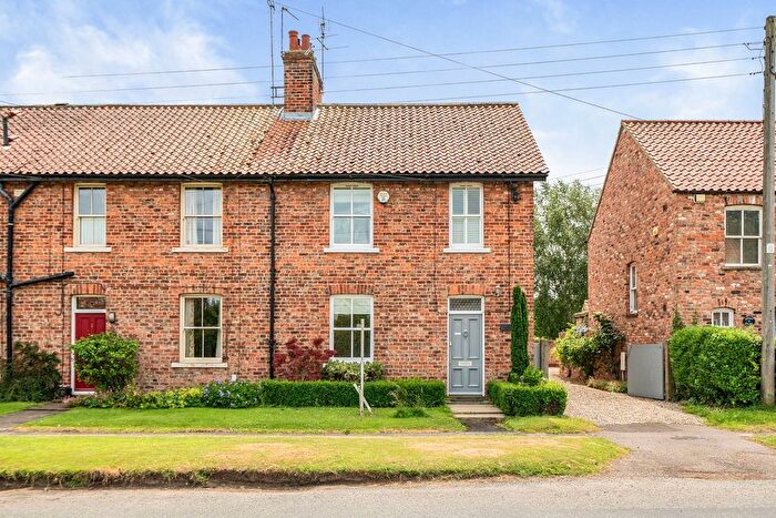 4 Bedroom End Of Terrace House For Sale In Main Street, Sutton-On-The-Forest, York, YO61