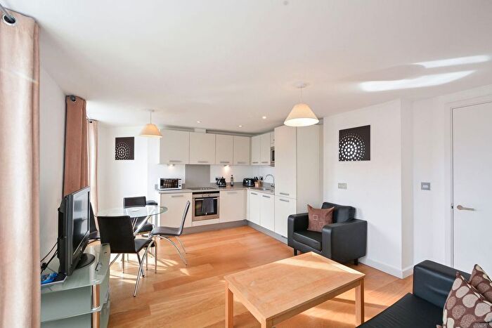 1 Bedroom Flat To Rent In Water Gardens Square, London, SE16