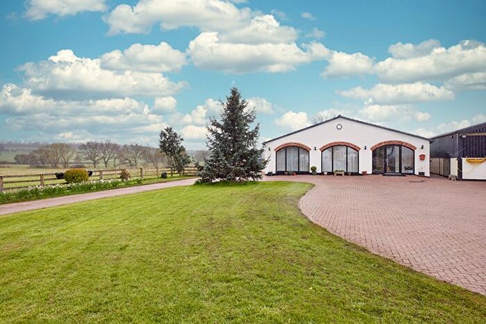 3 Bedroom Bungalow For Sale In Morning Field View, Thorpe Audlin, Pontefract, WF8