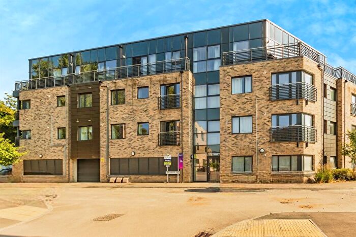 2 Bedroom Apartment For Sale In Waterside Way, Nottingham, NG2