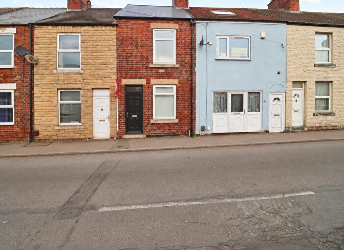 3 Bedroom House To Rent In Barlborough Road, Clowne, S43