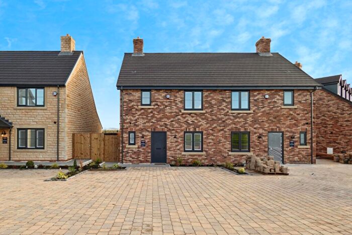 4 Bedroom Semi Detached House For Sale In Blue Bell Meadows, Failsworth, Manchester, M35